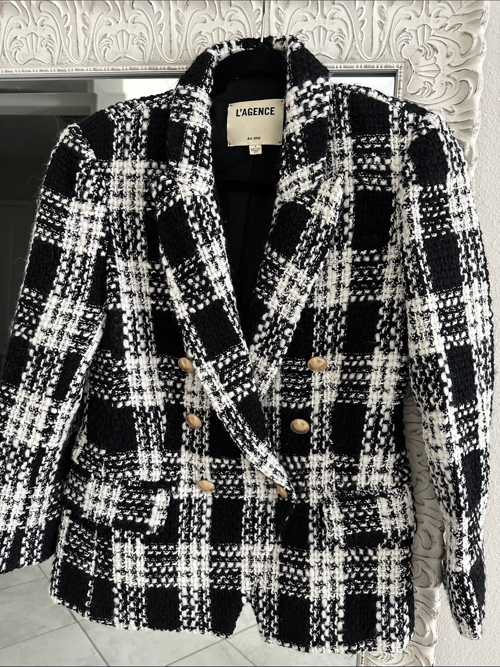 L'AGENCE Kenzie Tweed Boucle Black and White Plaid Blazer